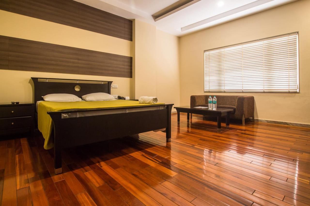 Siesta Star T. Nagar Chennai Exterior foto